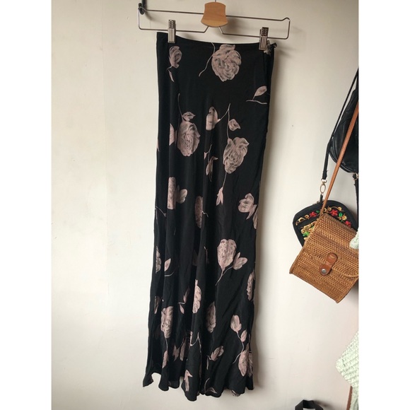 Vintage Dresses & Skirts - Vintage floral long maxi skirt